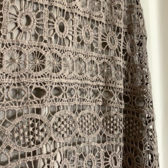 Grey taupe tank, large, in perfect condition! - Picture 2 of 4